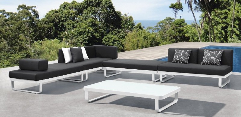 Lees meer over het artikel Loungeset Cannes