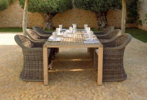 Lees meer over het artikel Tuinmeubels