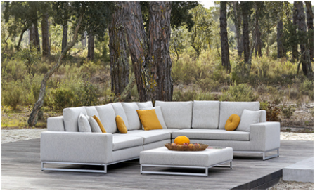 Lees meer over het artikel Exclusieve tuinmeubelen