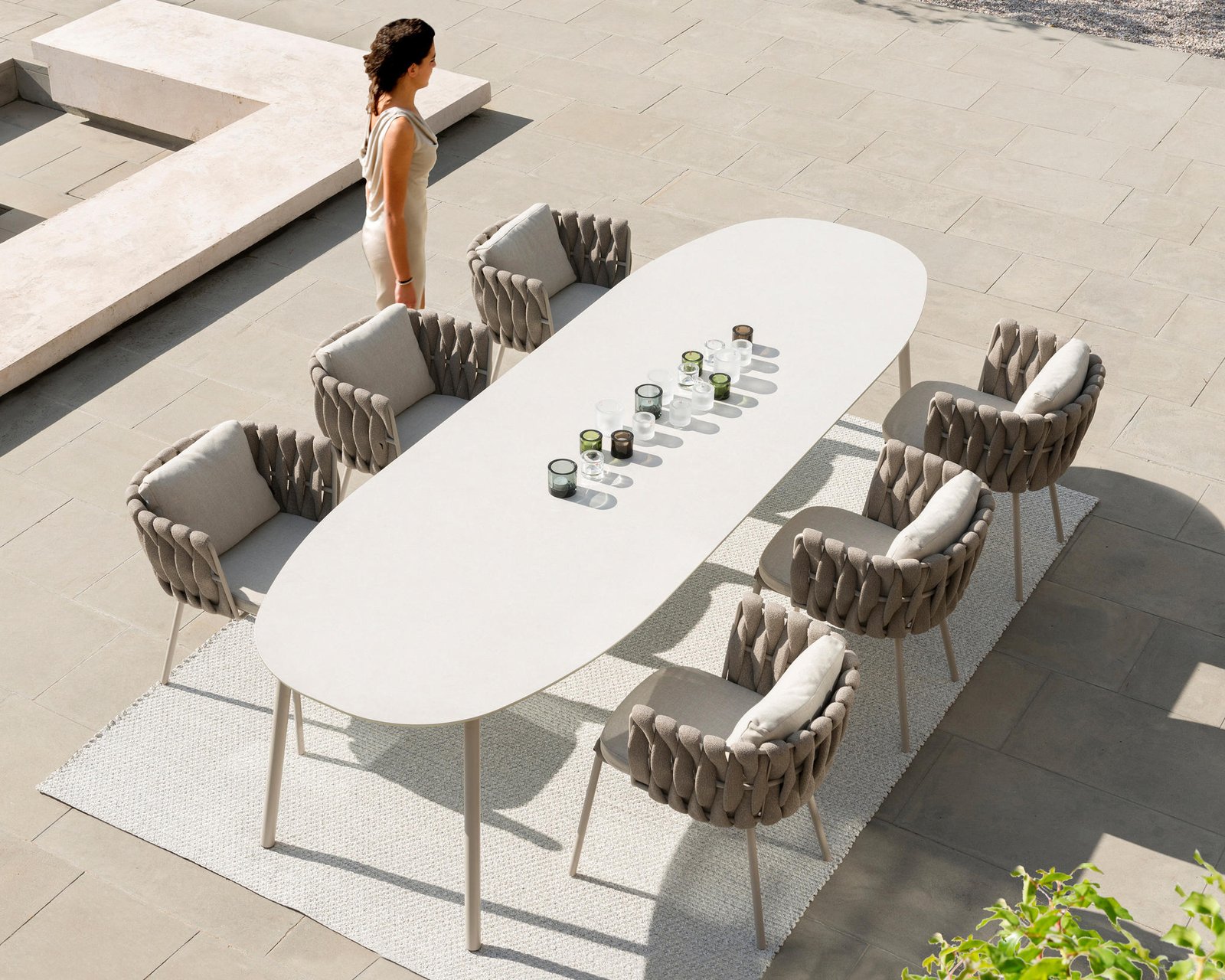 Lees meer over het artikel Tuinmeubelen extra