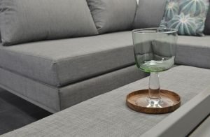 Lees meer over het artikel Tuinmeubelen waterafstotend