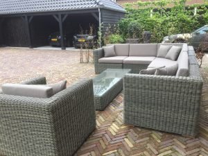 Lees meer over het artikel online tuinmeubelen