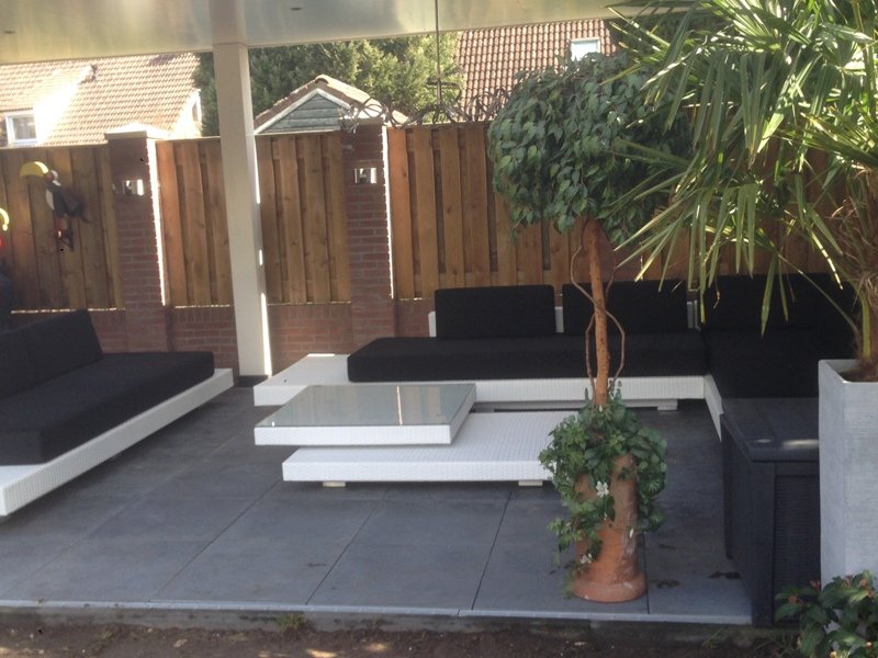 Lees meer over het artikel buitenmeubelen