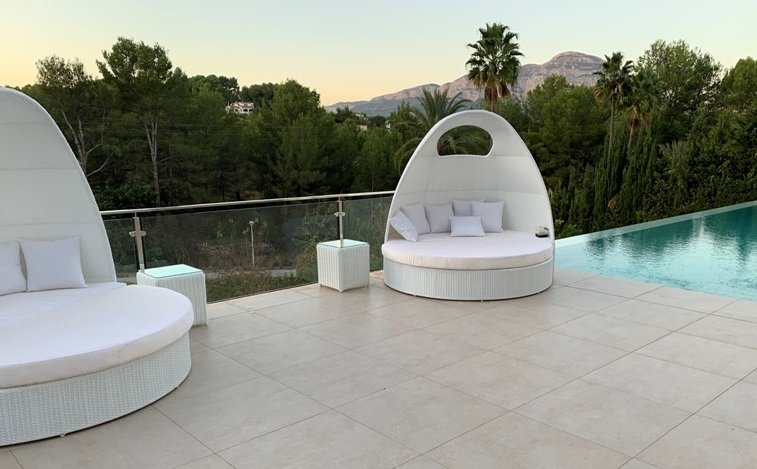 Lees meer over het artikel Luxe ligbedden