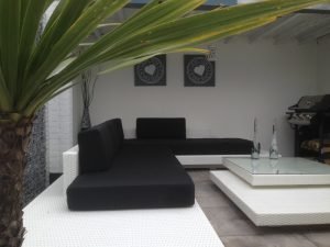 Lees meer over het artikel tuinmeubelen overkapping