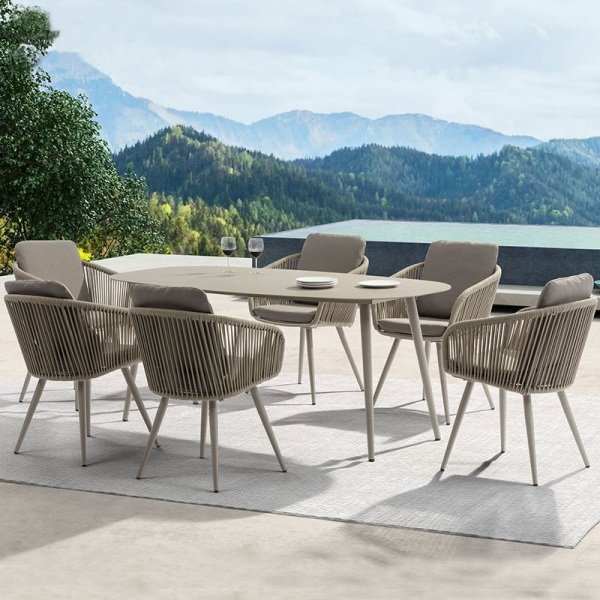 Lees meer over het artikel luxe tuinset